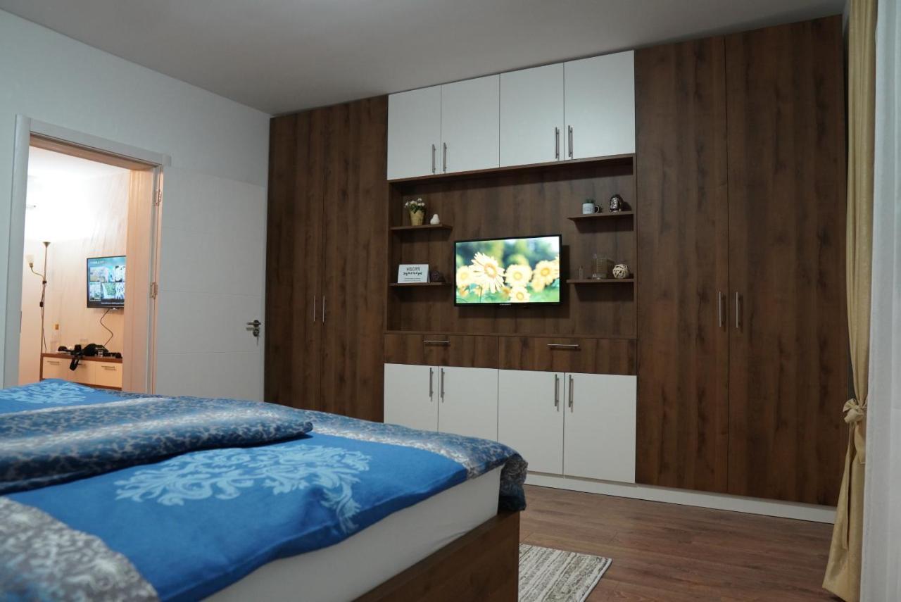 Apartments Manitovac M Niksic Luaran gambar